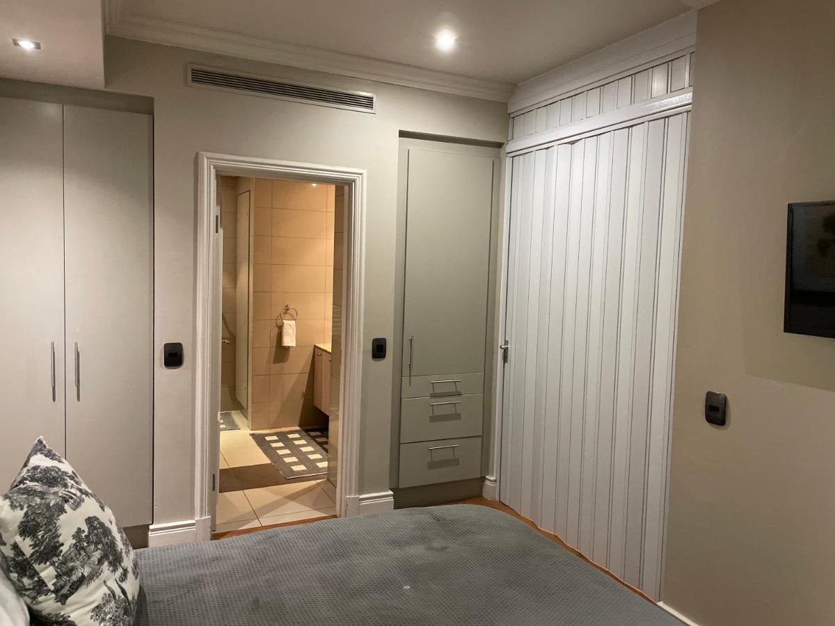Cape Royale Apartment 810 ケープタウン エクステリア 写真